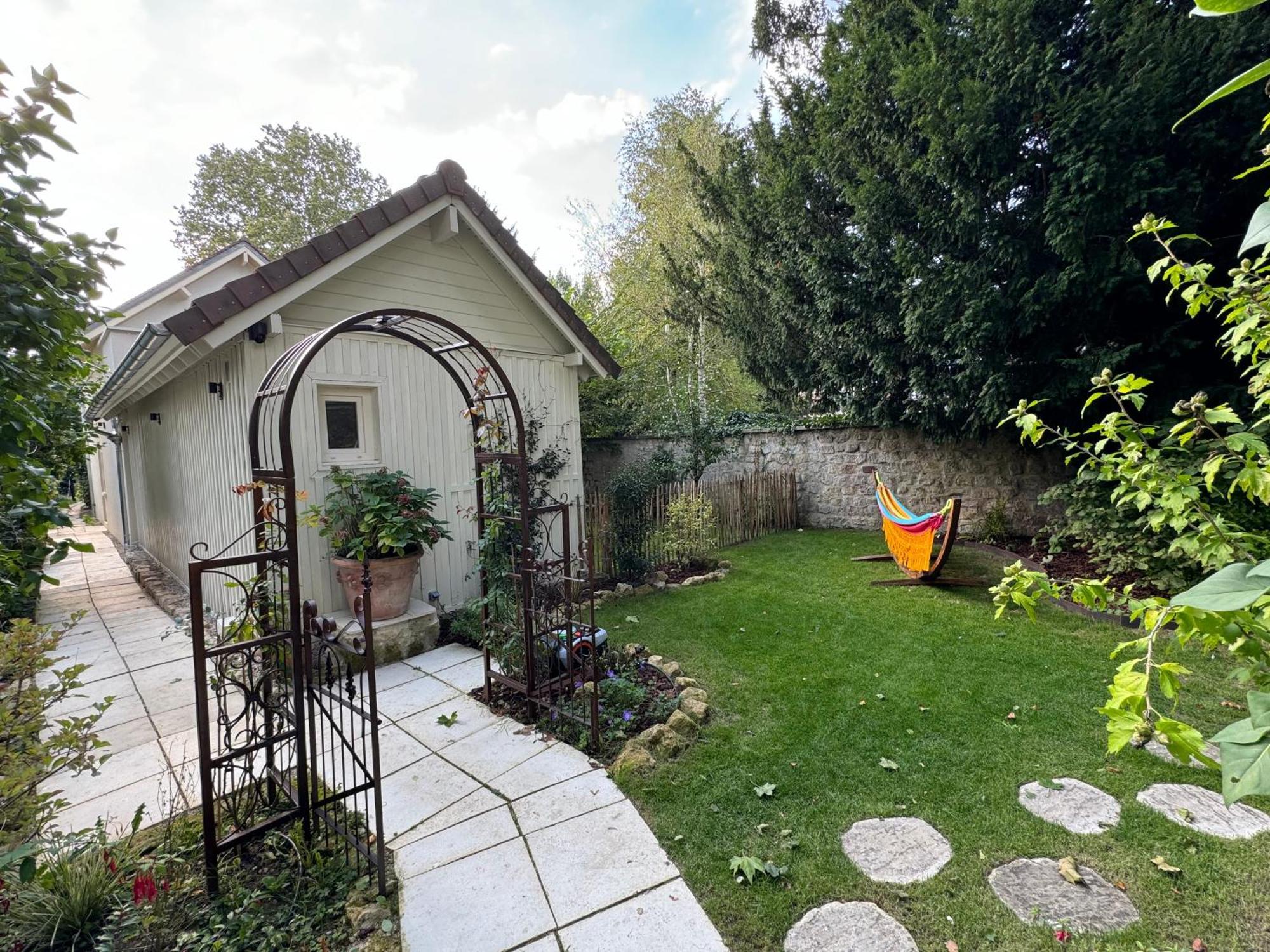 Nouveau Au Coeur De L'Isle Adam - Le Clos De L'Isle Acomodação com café da manhã Exterior foto